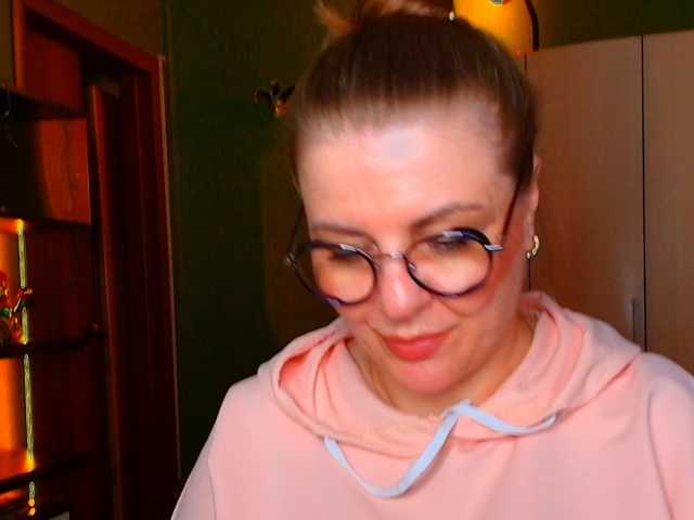 Taly1974 live cam on BongaCams