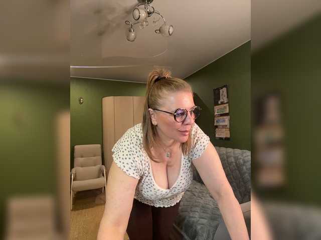 Taly1974 live cam
