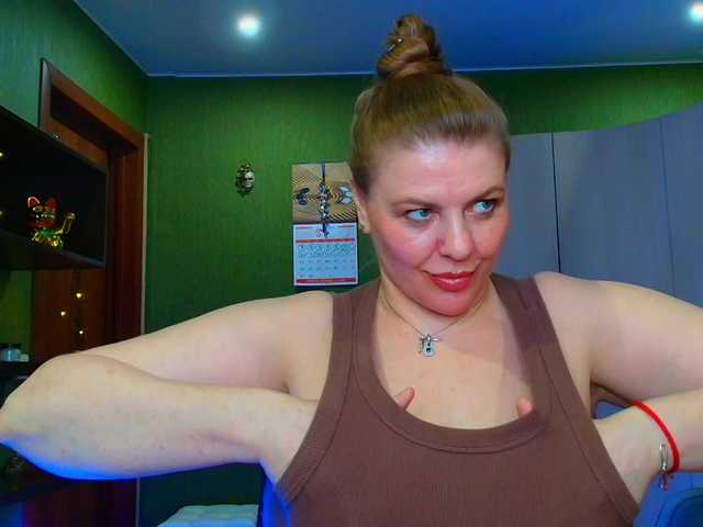 Taly1974 live cam on BongaCams
