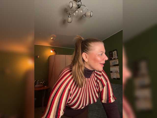 Taly1974 live cam on BongaCams