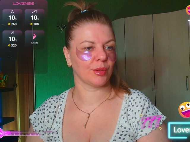 Taly1974 live cam on BongaCams