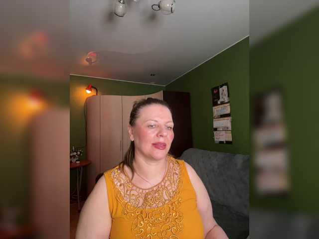 Veronika_Gold live cam preview