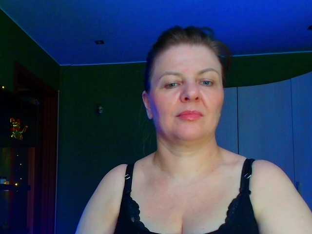 Veronika_Gold webcam