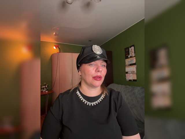 Veronika_Gold live cam preview