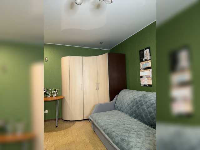 Veronika_Gold live cam preview