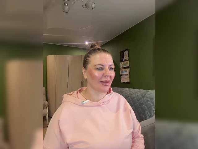 Taly1974 live cam on BongaCams