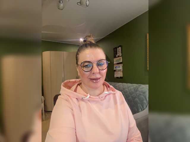 Taly1974 live cam on BongaCams