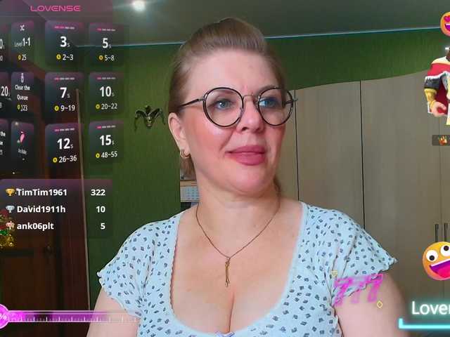 Taly1974 live cam on BongaCams