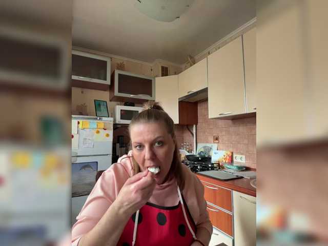 Taly1974 live cam on BongaCams