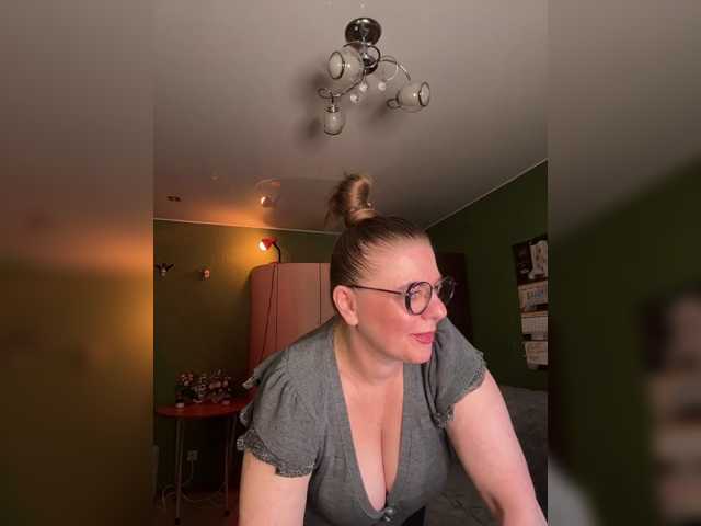 Taly1974 live cam on BongaCams