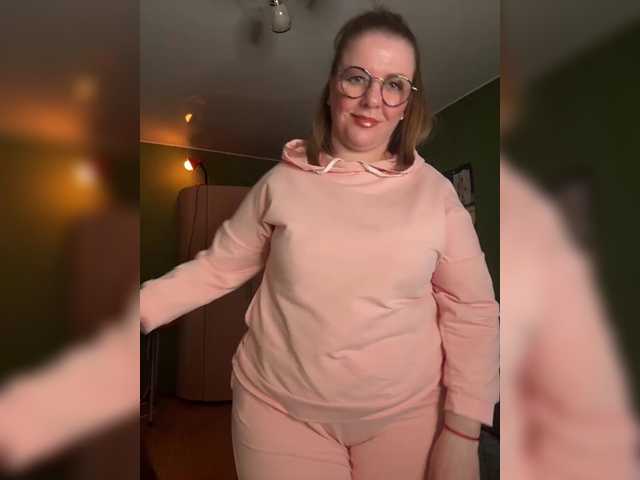 Taly1974 live cam on BongaCams
