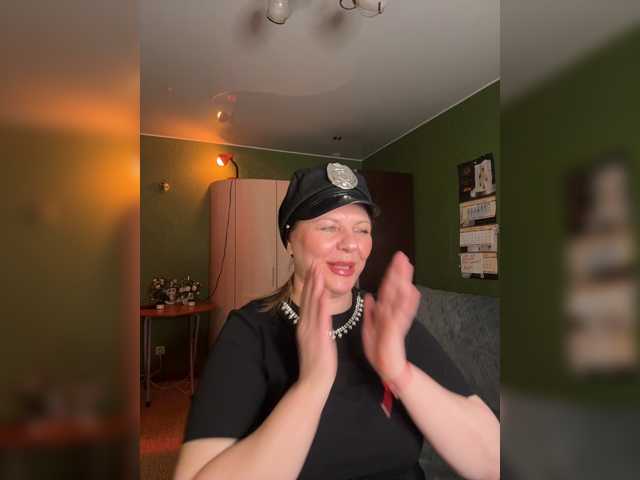 Veronika_Gold live cam preview