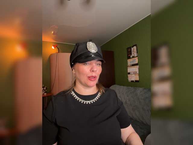 Veronika_Gold live cam preview