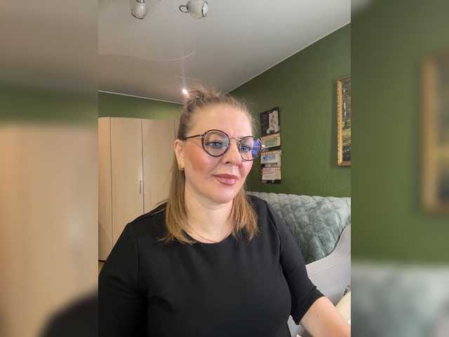 Taly1974 live cam on BongaCams