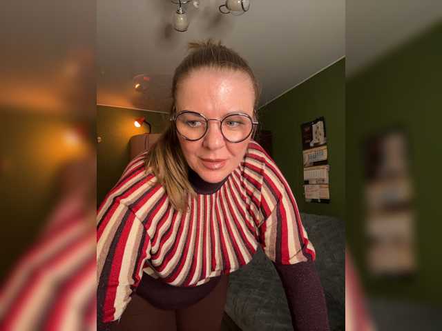 Taly1974 live cam on BongaCams