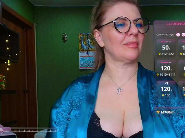 Veronika_Gold live webcam show