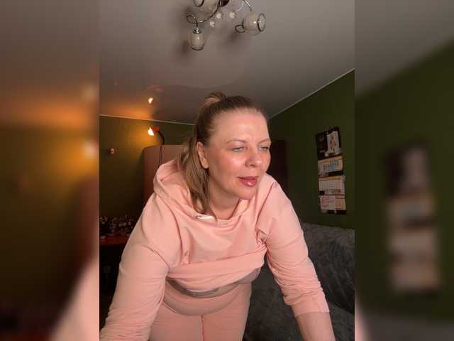 Taly1974 live cam on BongaCams