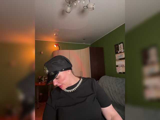 Veronika_Gold live cam preview