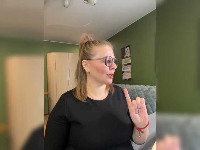 Veronika_Gold — live female cam