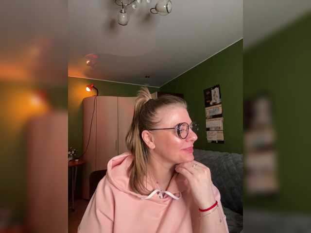 Taly1974 live cam on BongaCams