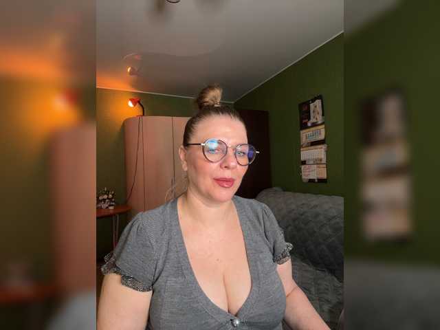 Taly1974 live cam on BongaCams