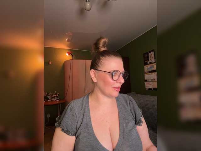 Taly1974 live cam on BongaCams