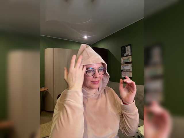 Taly1974 live cam on BongaCams