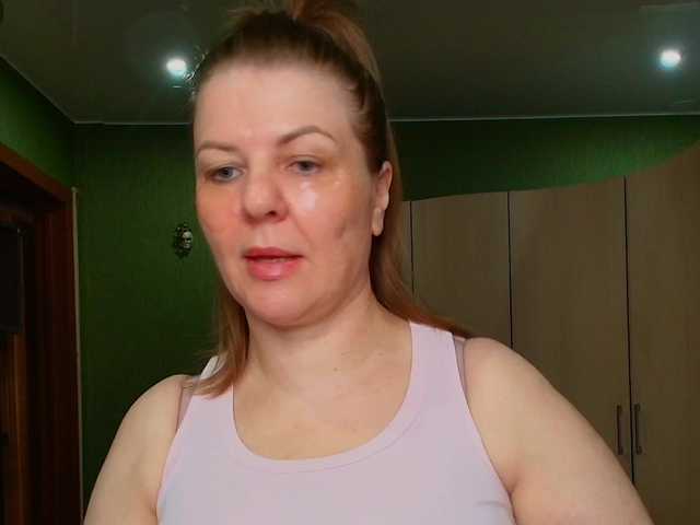 Veronika_Gold live webcam show