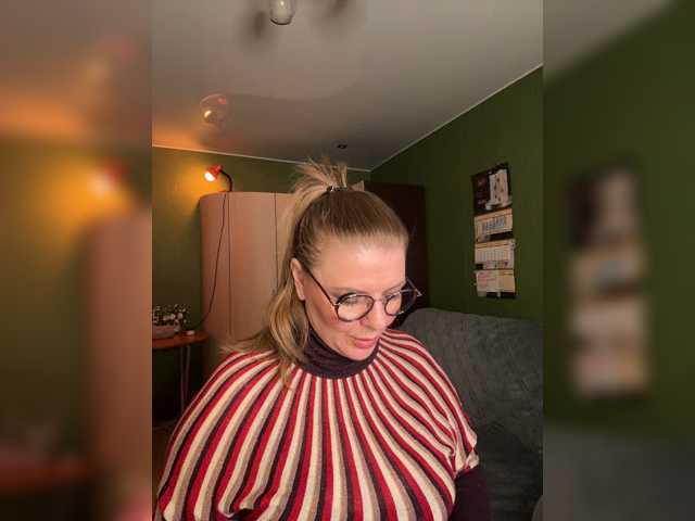 Taly1974 live cam on BongaCams