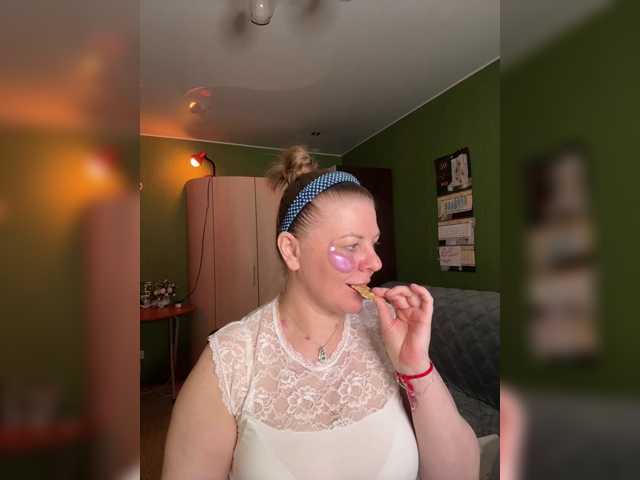 Taly1974 live cam on BongaCams