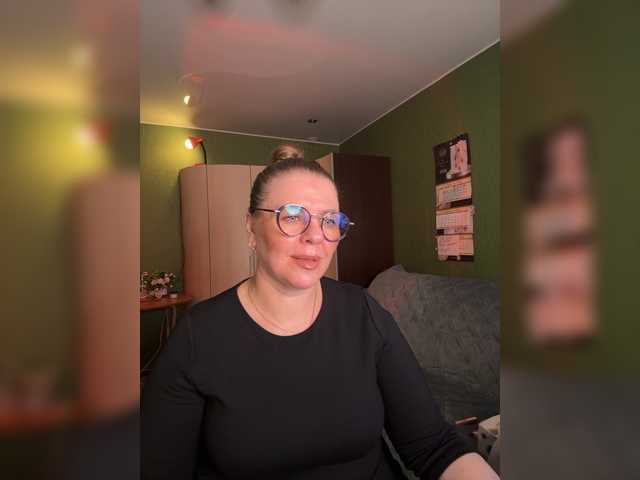 Veronika_Gold live cam preview