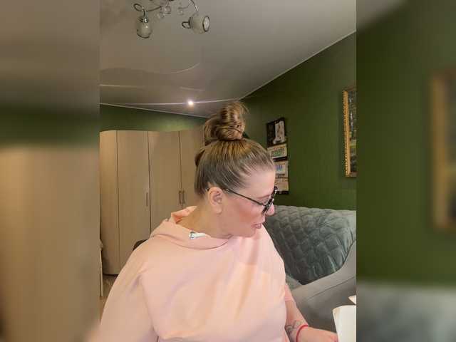 Taly1974 live cam on BongaCams