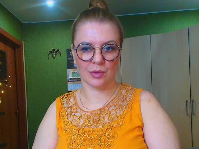 Taly1974 live cam on BongaCams