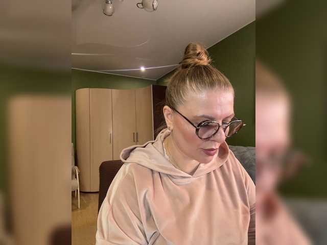 Veronika_Gold
