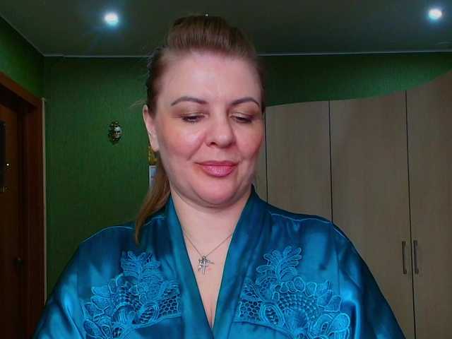 Veronika_Gold live webcam show