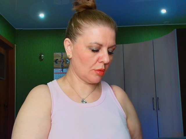 Taly1974 live cam on BongaCams