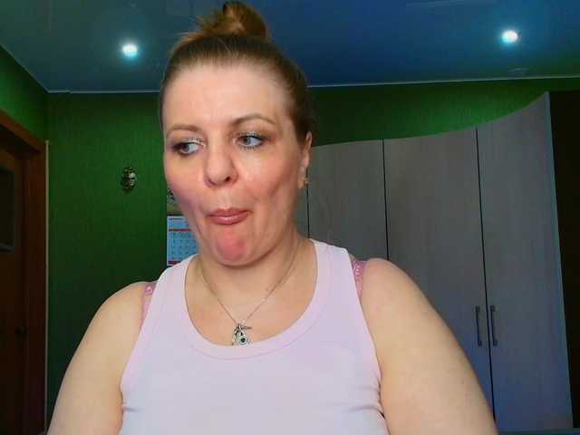 Taly1974 live cam on BongaCams