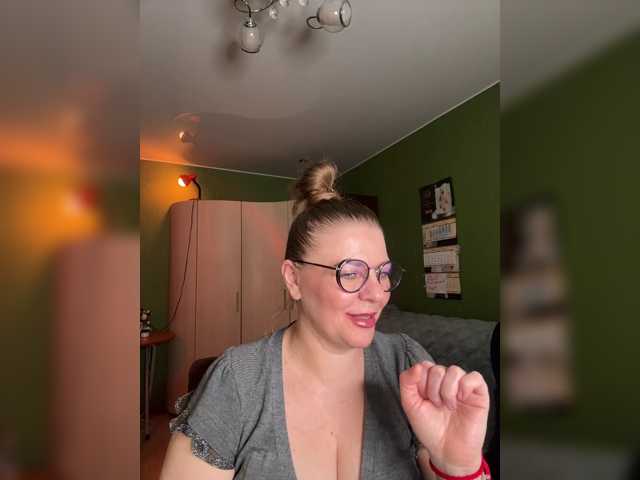 Taly1974 live cam on BongaCams
