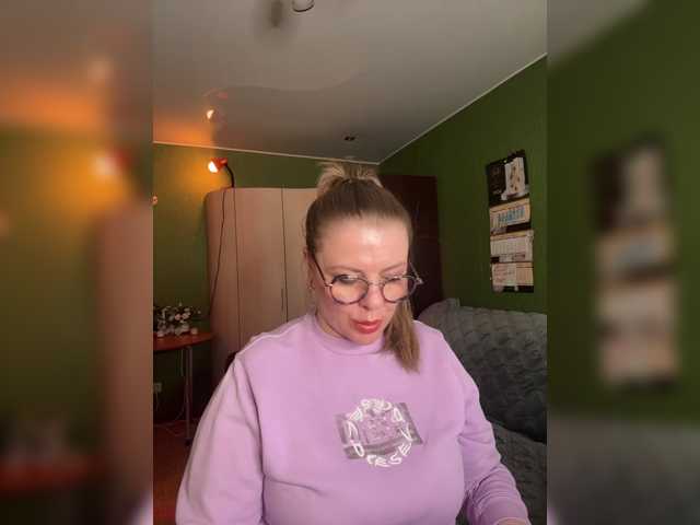 Taly1974 live cam on BongaCams