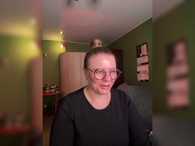 Veronika_Gold live cam preview