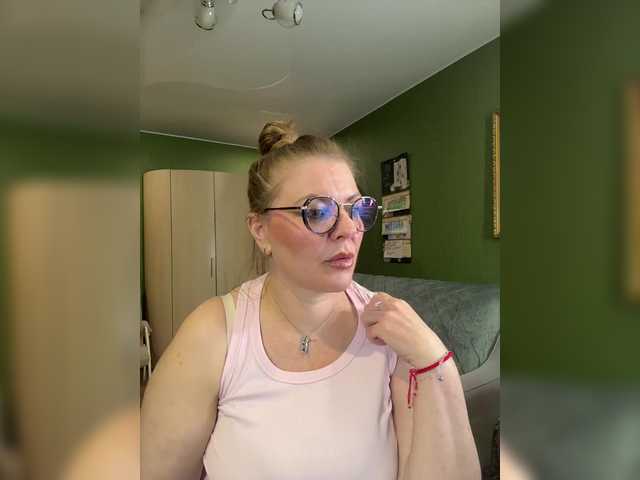 Taly1974 live cam on BongaCams