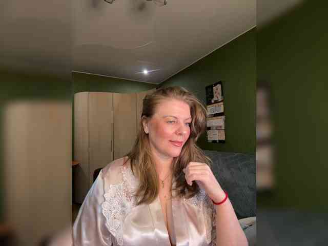 Veronika_Gold webcam