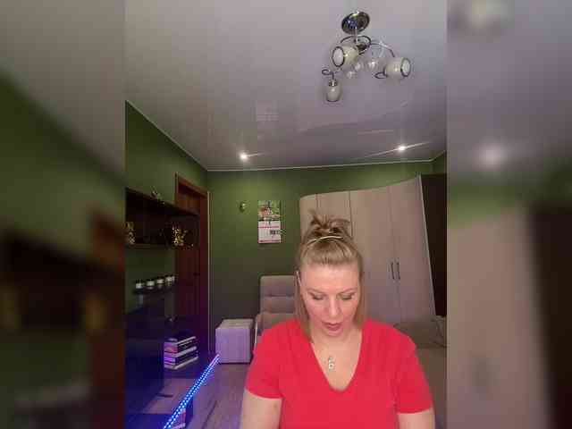Veronika_Gold webcam
