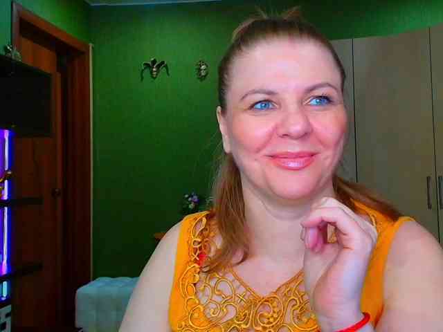 Veronika_Gold webcam