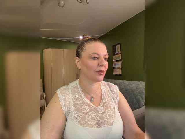 Veronika_Gold webcam