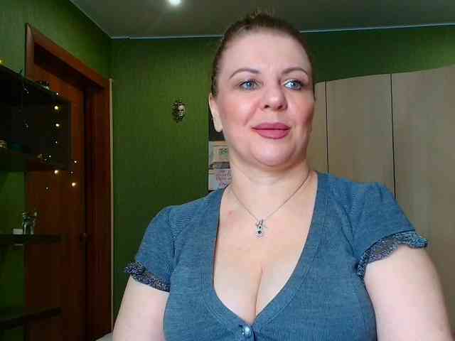 Veronika_Gold webcam