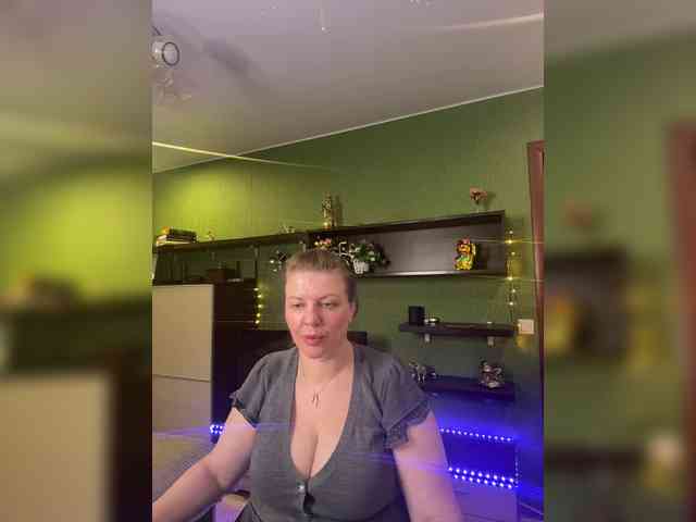 Veronika_Gold webcam