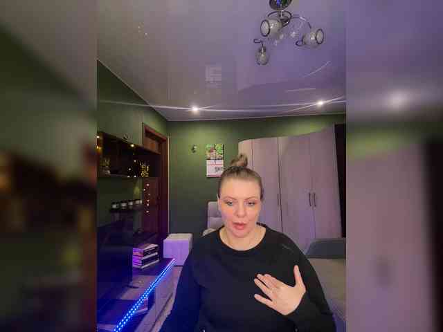 Veronika_Gold webcam