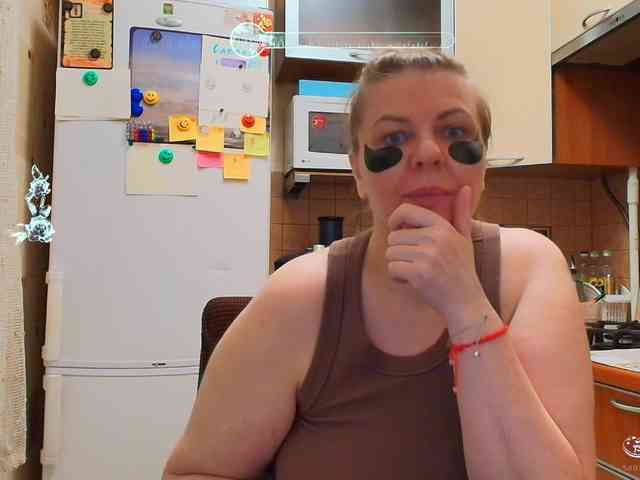 Veronika_Gold webcam