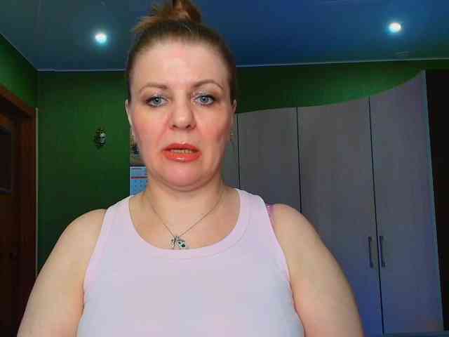 Veronika_Gold webcam